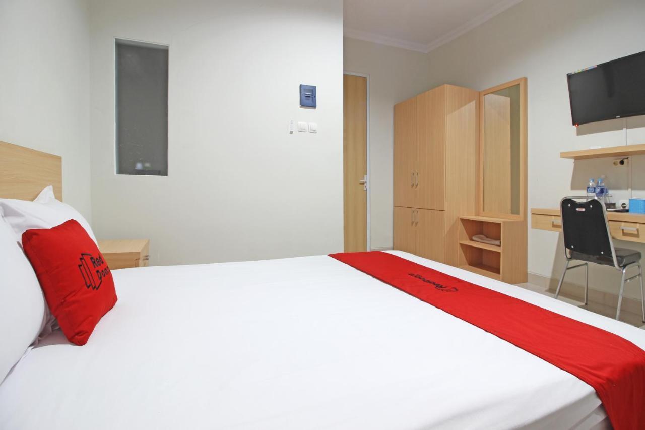 Reddoorz Near Amikom Yogyakarta Salakan Esterno foto